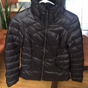 Lululemon sz 2 Fluffin awesome black down jacket